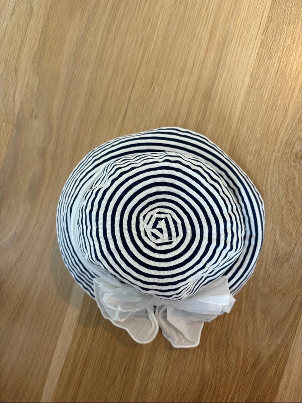 Grevi Little Girl’s Navy and White Striped Sun Hat with White Bow